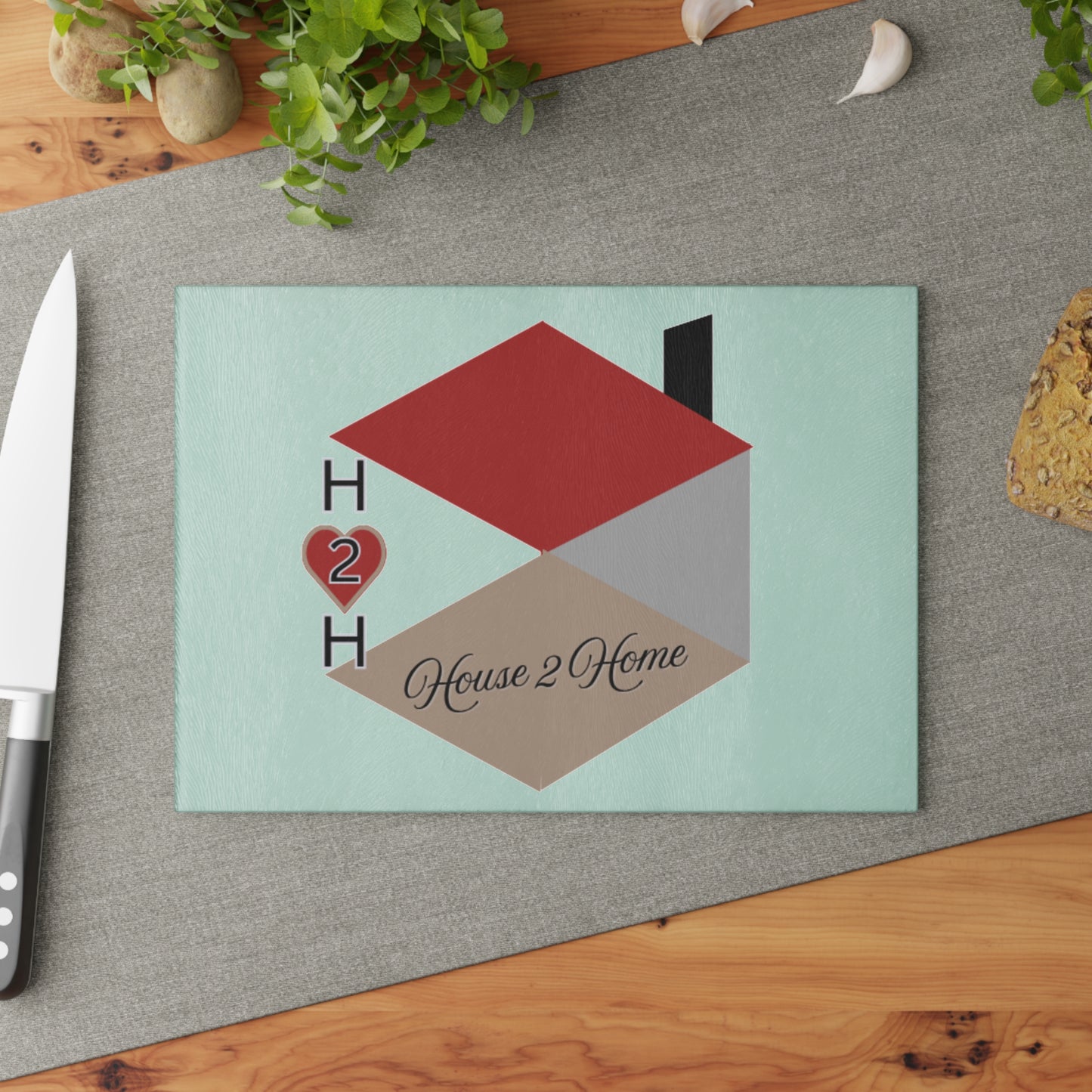House2Home Branded Glass Cutting Board